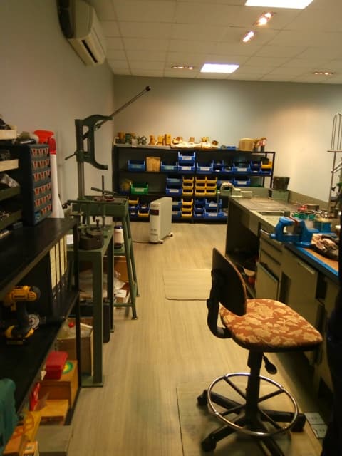 Service Facility / Workshop photo 1